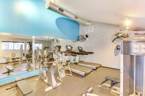 Apartment (2 Bedrooms) | Interior - Pool & Hot Tub Access: Scottsdale Condo w/ Patio! (Scottsdale)