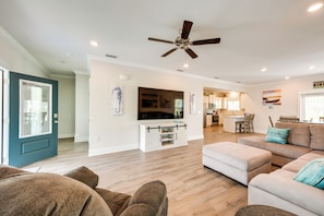 House (3 Bedrooms) | Interior