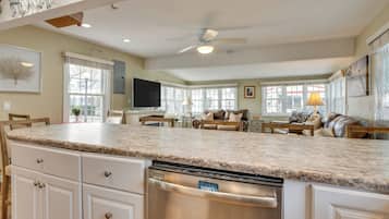 Cottage (3 Bedrooms) | Interior