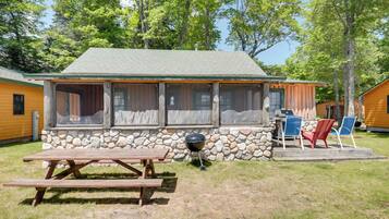 House (3 Bedrooms) | Front of property