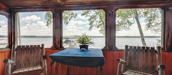 South Twin Lake Cabin w/ Seasonal Dock & Slip!