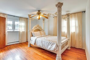 Interior - Work, Explore & Relax: Centrally Located Union Gem (Union)