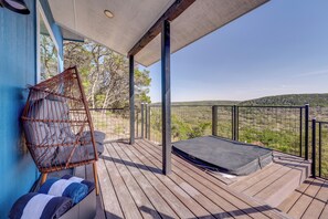 House (2 Bedrooms) | Interior - Close to Canyon Lake: Cabin - Boat Ramp & Hot Tub (Canyon Lake)