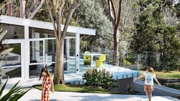 Casa | 6 quartos, acesso à internet de alta velocidade