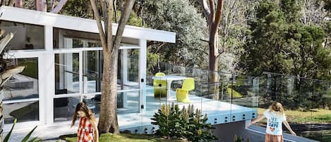 Rumah | 6 kamar tidur dan internet