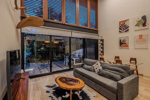 Smart TV, ping pong - 2BR GROUND floor: Pool, Hot tub, Big Gym, Beach Access LUX AWA Playacar (Playa del Carmen)