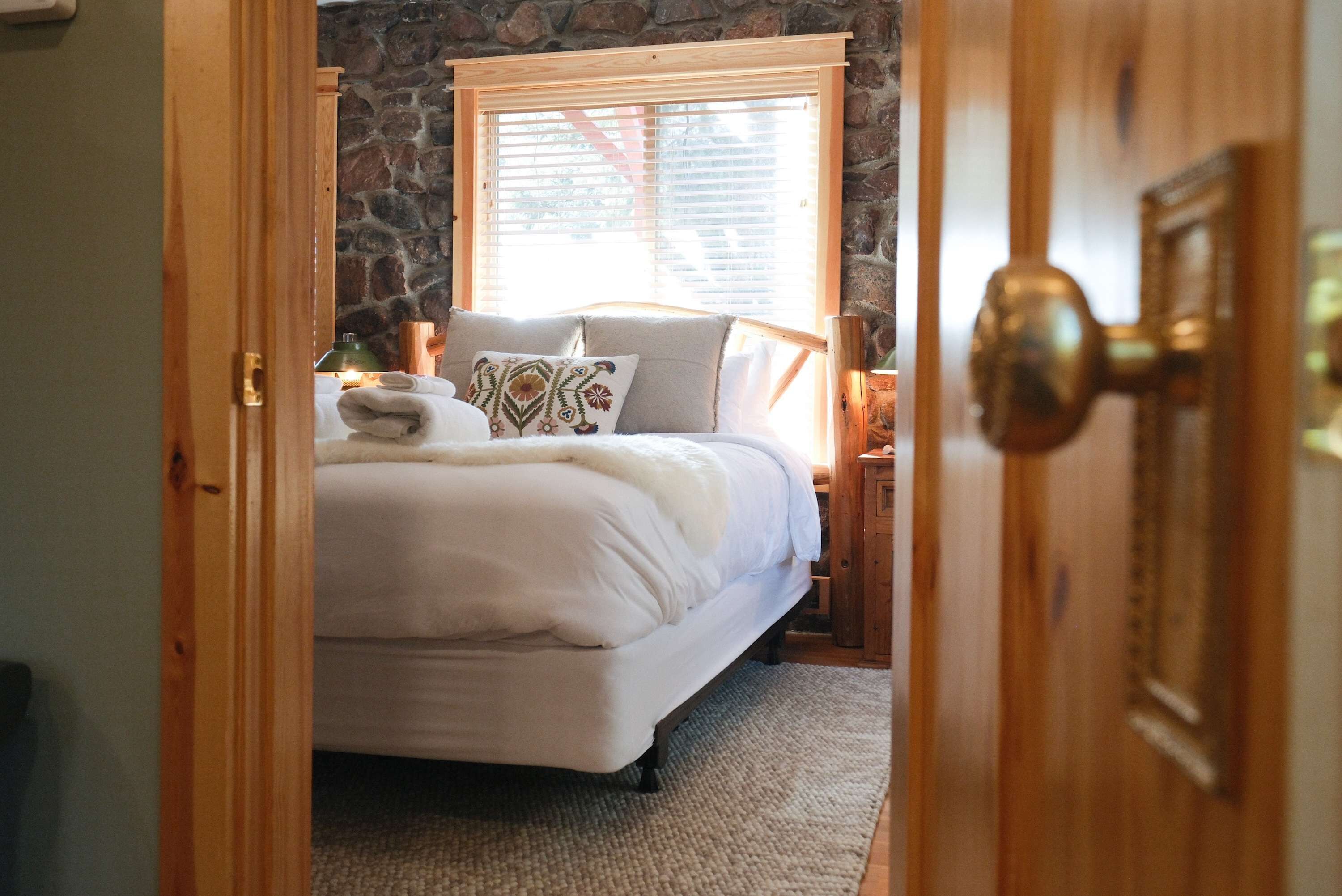 1 soverom, strykejern/-brett, wi-fi og sengetøy