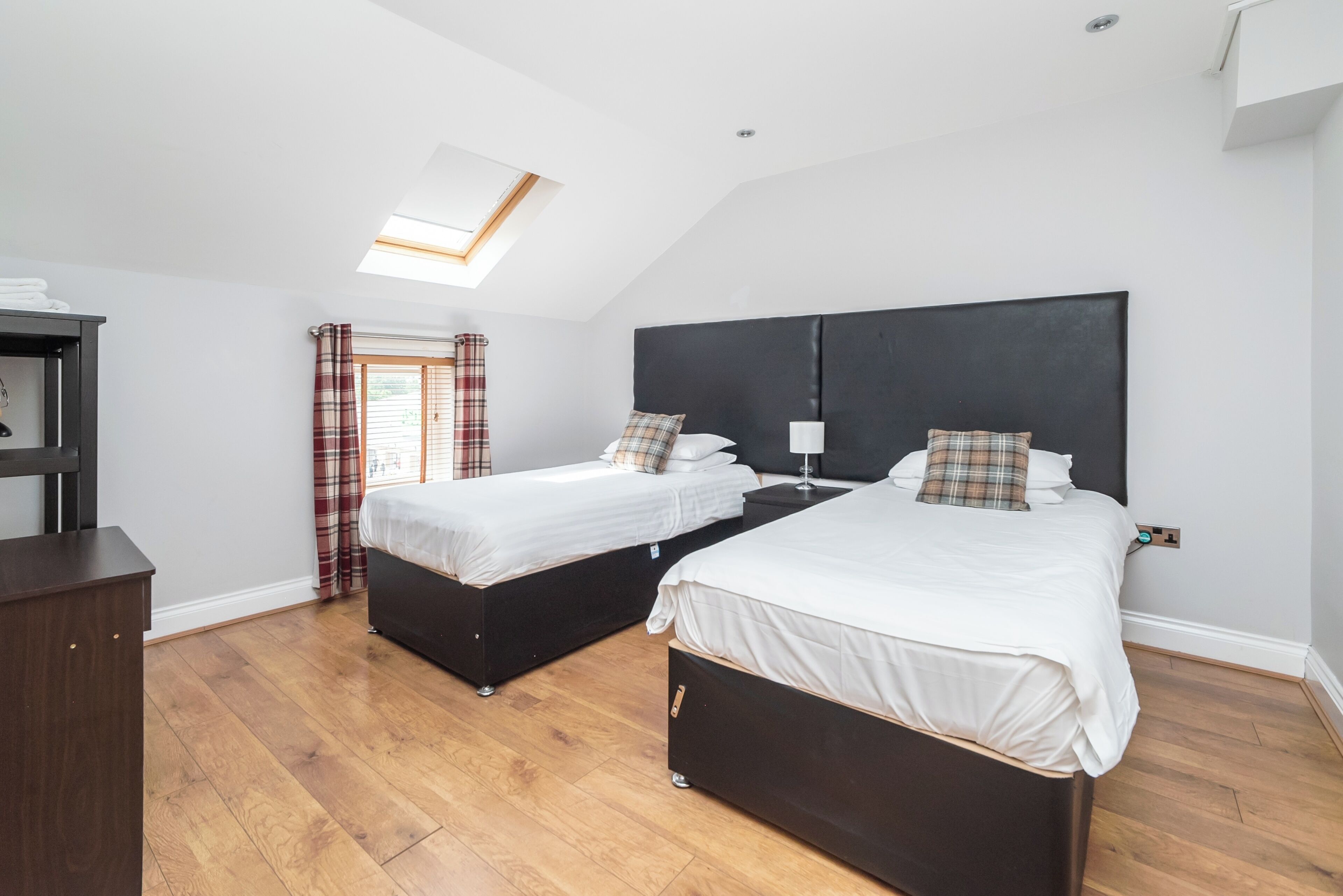 Apartment | 2 bedrooms, iron/ironing board, free WiFi, bed sheets