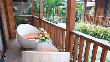 Premium Cottage with Balcony | Iron/ironing board, free WiFi