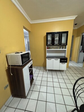 Interior - Apartment in Piedade 5 minutes from the beach, complete for up to 4 people (Piedade Jaboatão dos Guararapes)