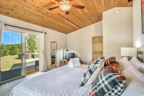 5 室のベッドルーム、アイロン / アイロン台、WiFi、ベッドシーツ