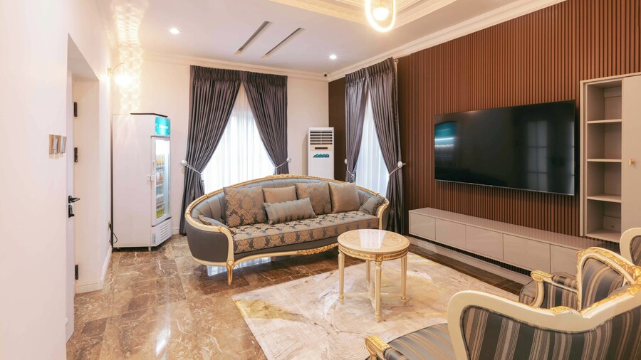 Phoenix Luxury Apartments