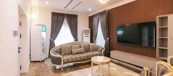 Phoenix Luxury Apartments