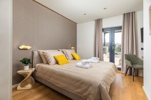 3 quartos, ferros/tábuas de passar roupa, Wi-Fi, roupa de cama