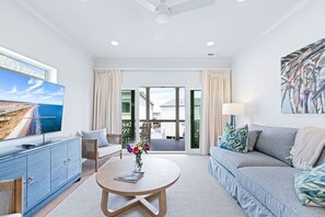 House, 2 Bedrooms | Living area | Smart TV