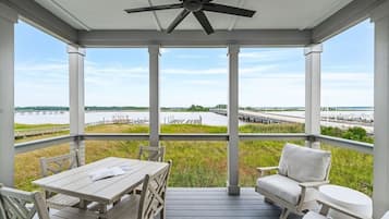 House, 2 Bedrooms | Outdoor dining
