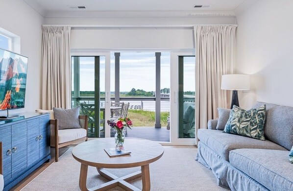 House, 2 Bedrooms | Living area | Smart TV
