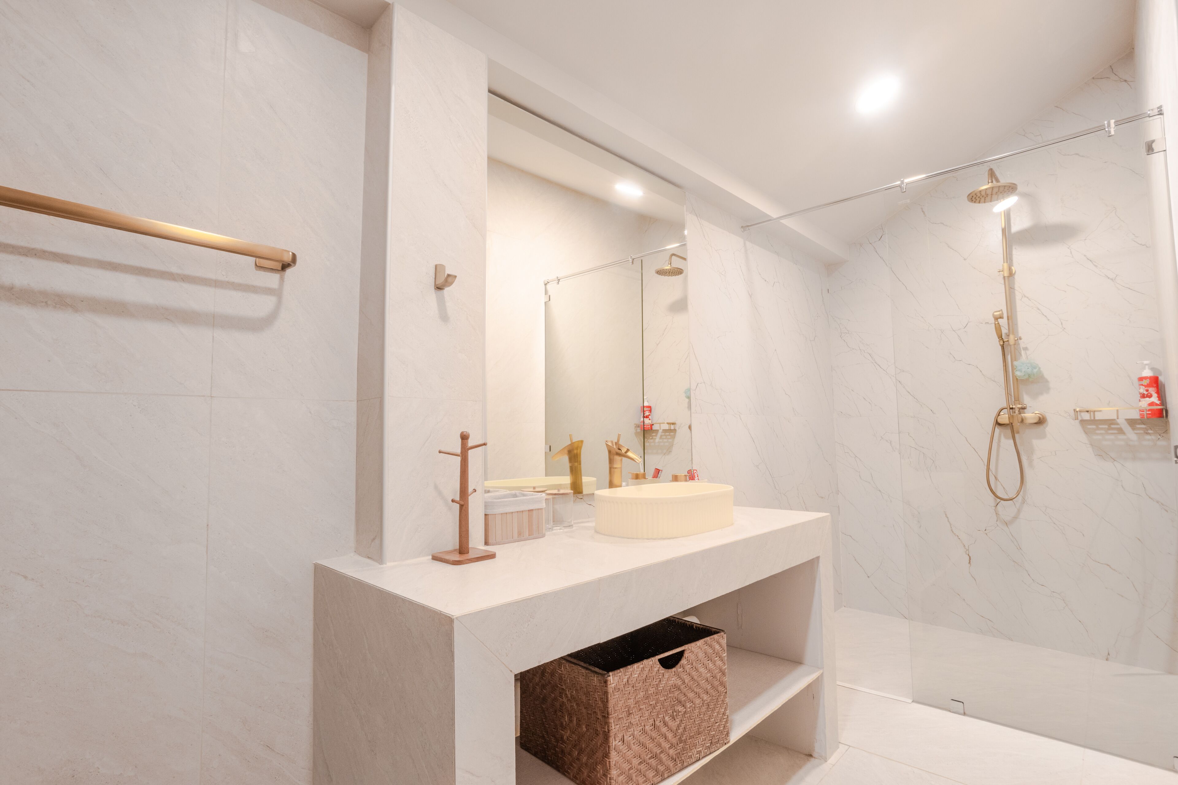 Casa Luxury, cucina, vista giardino | Biancheria in cotone egiziano, biancheria da letto di alta qualità
