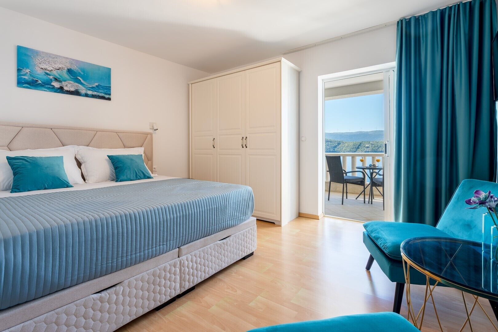 6 Schlafzimmer, WLAN, Bettwäsche