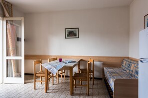 3 bedrooms