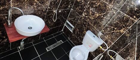 Bidet, Toilettenpapier