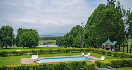Luxury Family Suite on Estate on the Midlands Meander