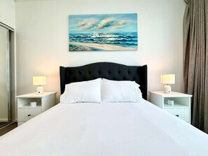 Iron/ironing board, WiFi, bed sheets