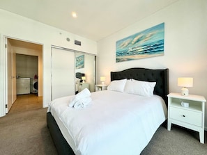 Iron/ironing board, WiFi, bed sheets