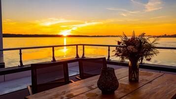 Mobile Home | Balcony