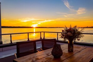 Mobile Home | Balcony