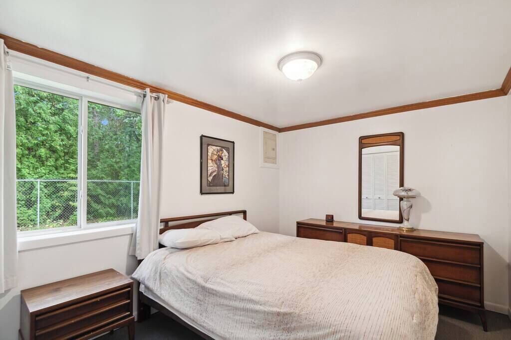4 bedrooms, WiFi, bed sheets
