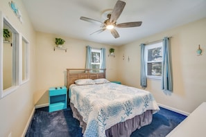 3 bedrooms, WiFi, bed sheets, wheelchair access