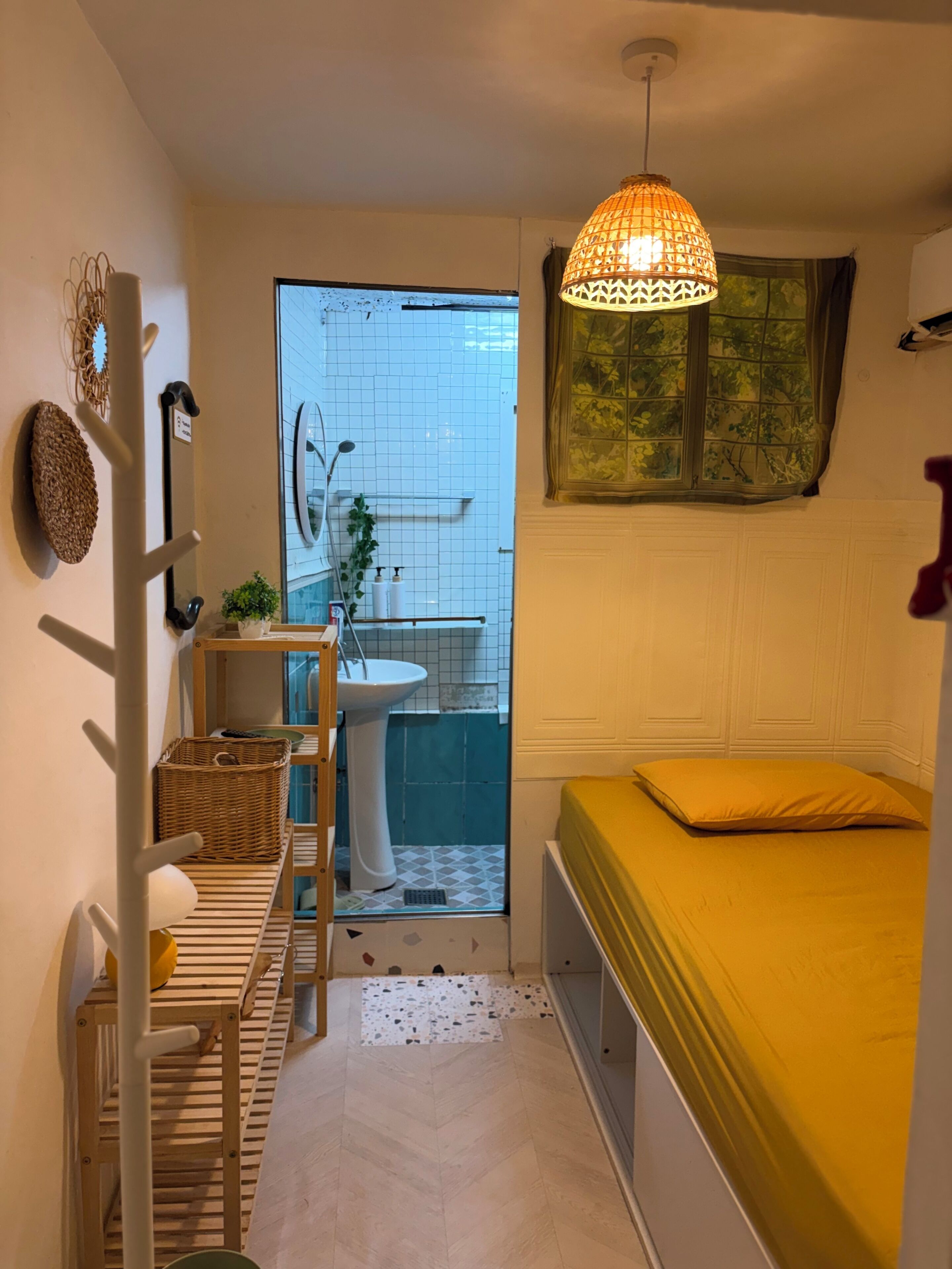 Economy Single Room | In-room safe, blackout drapes, free WiFi, bed sheets