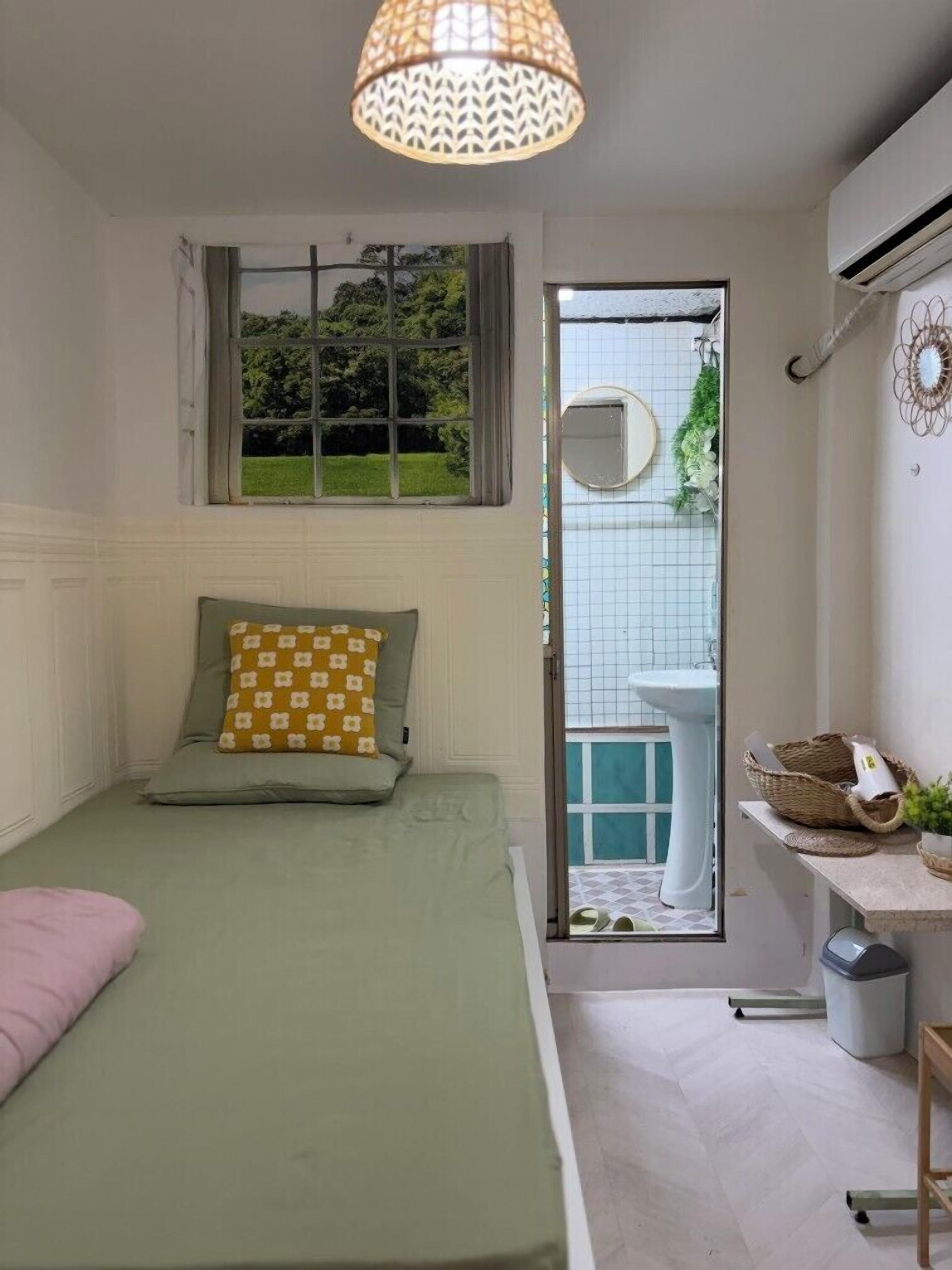 Single Room (1 Single bed) | Select Comfort 床、客房内保险箱、遮光窗帘、免费 WiFi