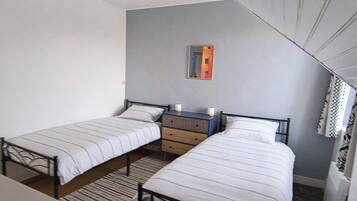 3 bedrooms, WiFi, bed sheets