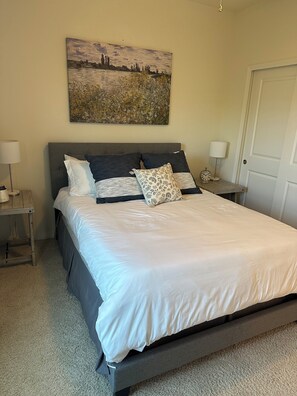 2 bedrooms, WiFi, bed sheets - SNOWBIRD SPECIAL Welcome to La Dolce Vita, a spacious 2BR beauty in Perdido Key (Pensacola)