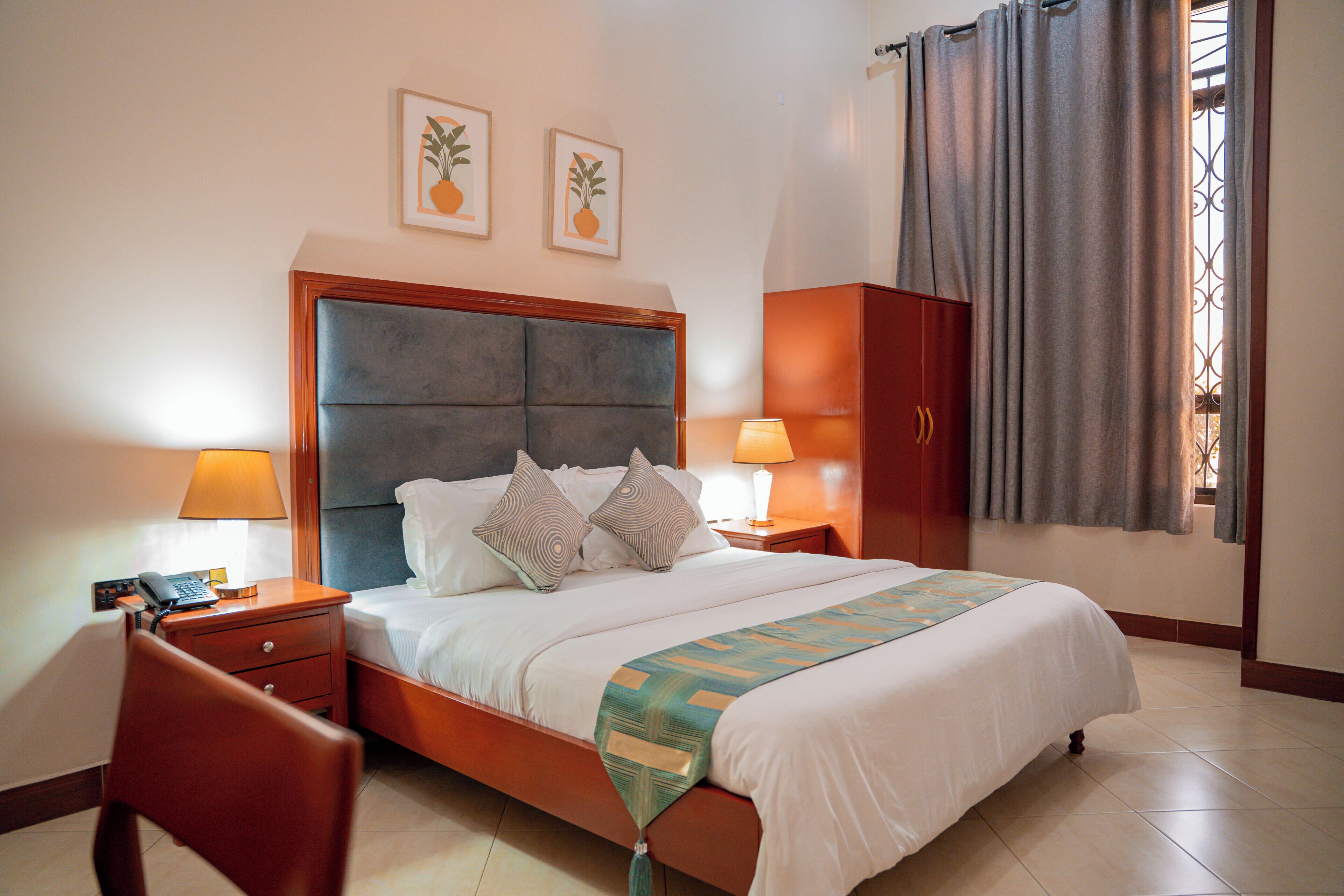 Executive Room | In-room safe, laptop workspace, iron/ironing board, free WiFi