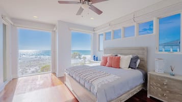 4 soveværelser, skrivebord, strygejern/strygebræt, weekendseng