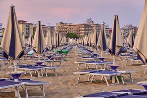 Appartement, 2 chambres, patio, vue jardin | Plage