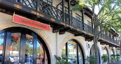 Private Fort Worth Getaway Near Botanic Garden!