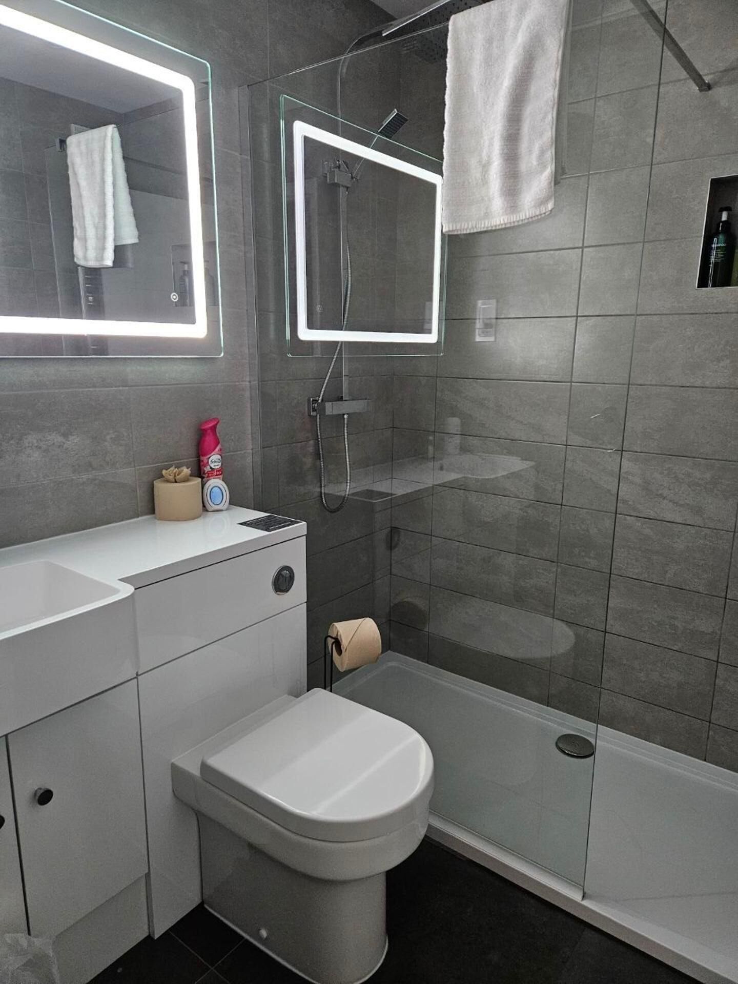 Apartment | Bathroom