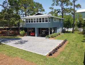 Exterior - Dune Retreat - New to Dune Allen Realty - 6 Seater Golf Cart (Santa Rosa Beach)