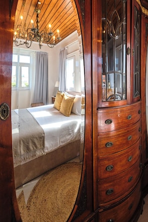 Quarto standard | 1 quarto, cofres nos quartos, Wi-Fi de cortesia