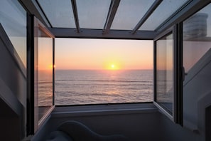Quarto casal básico, vista para o mar | 1 quarto, cofres nos quartos, Wi-Fi de cortesia