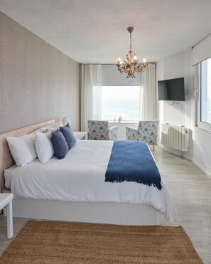 Deluxe Δωμάτιο | Χρηματοκιβώτιο στο δωμάτιο, δωρεάν Wi-Fi 