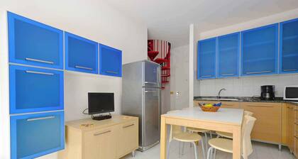 Holiday apartment with air conditioning, balcony and pool