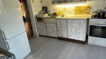 Classic Double Room, Garden View | Private kitchen | Mini-fridge, microwave, oven, stovetop