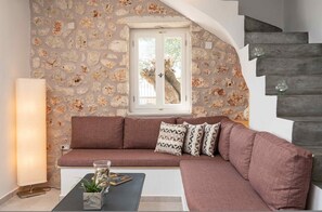 Fernseher, Kamin, Arbeitsbereiche