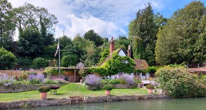 Hamble Riverside Cottage - Luxury Cottages