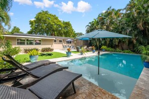 Piscine extérieure